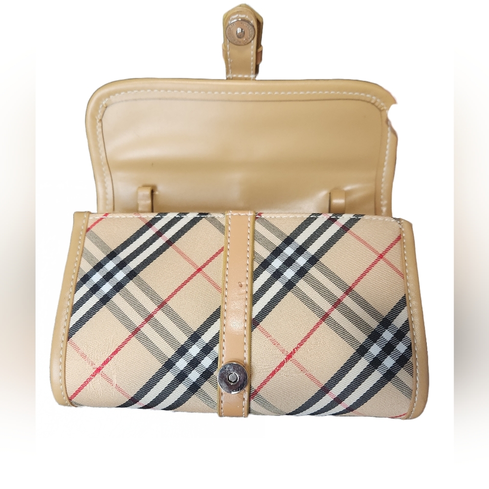 Burberry Crossbody Wallet - Picture 2 of 11
